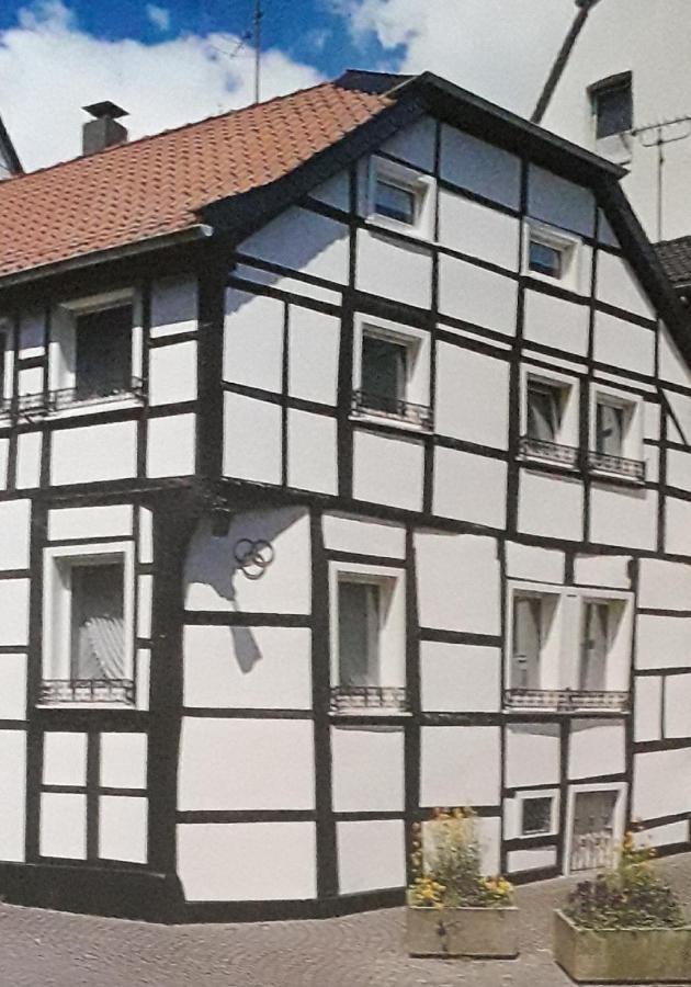 Historisch Uebernachten Brinkerplatz 3 Essen Buitenkant foto
